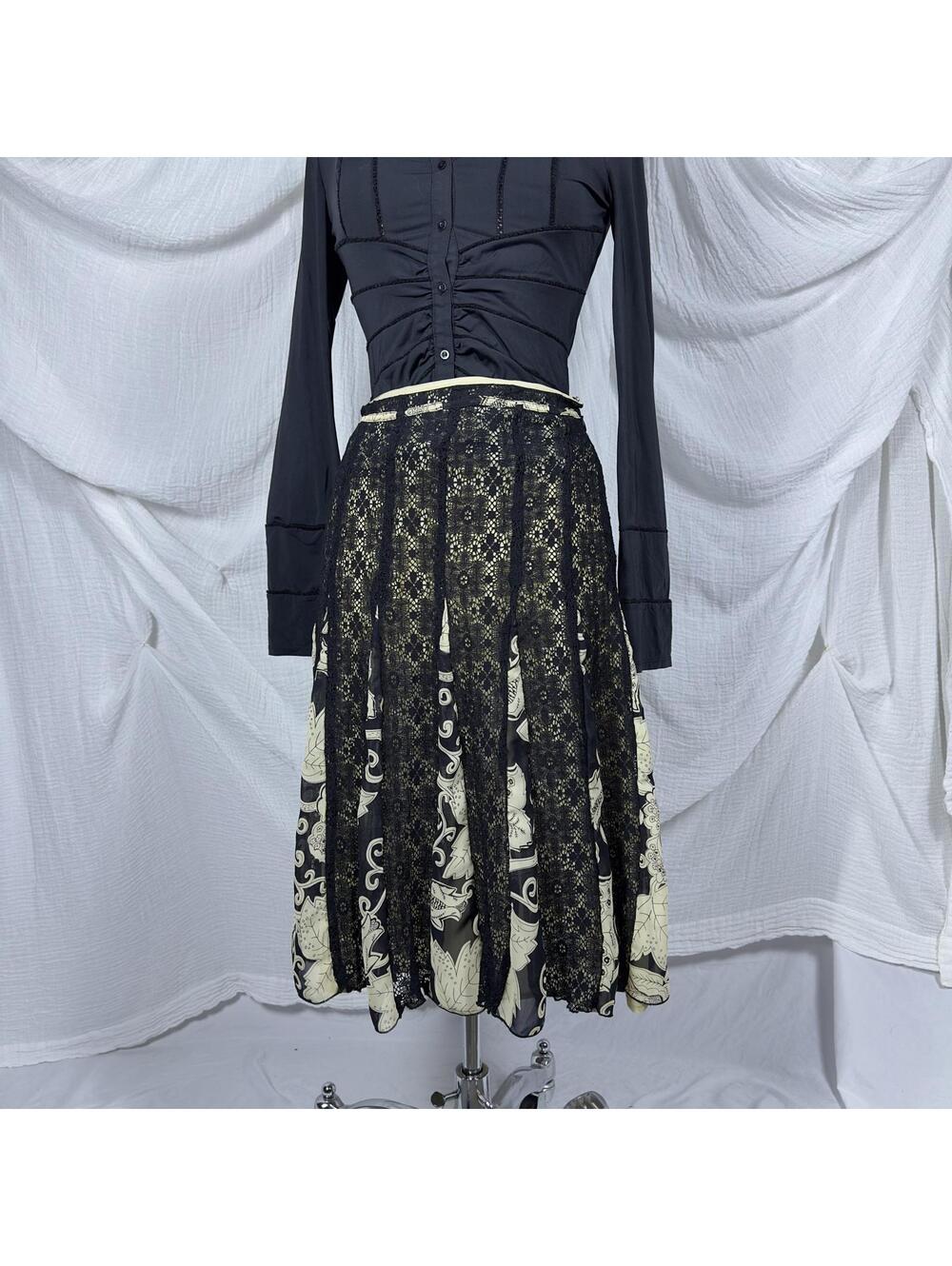 Vintage black and cream floral layered lace midi skirt